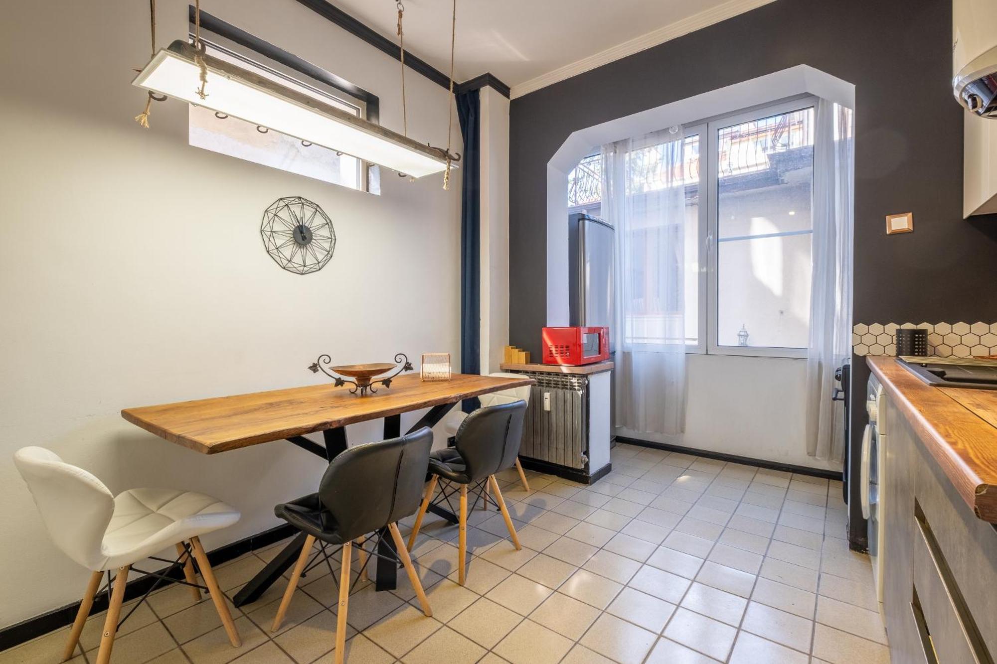 Modern , Spacious 2Br Apartment In Top Center Sofia Exterior photo